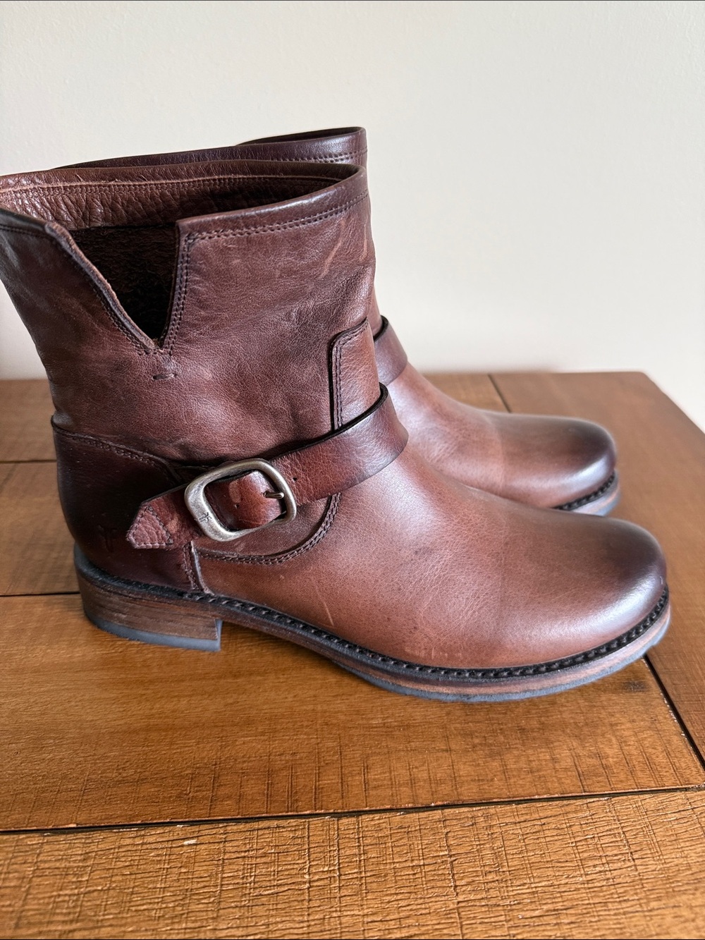 NWOT-Frye Brown Leather Harness Heeled Ankle Boots - Picture 2 of 12